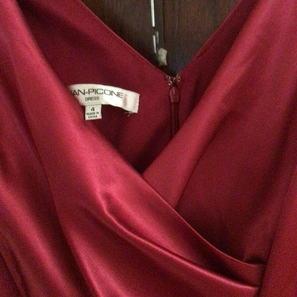 Evan Picone, size 4, deep Hollyberry color, satin cocktail dress